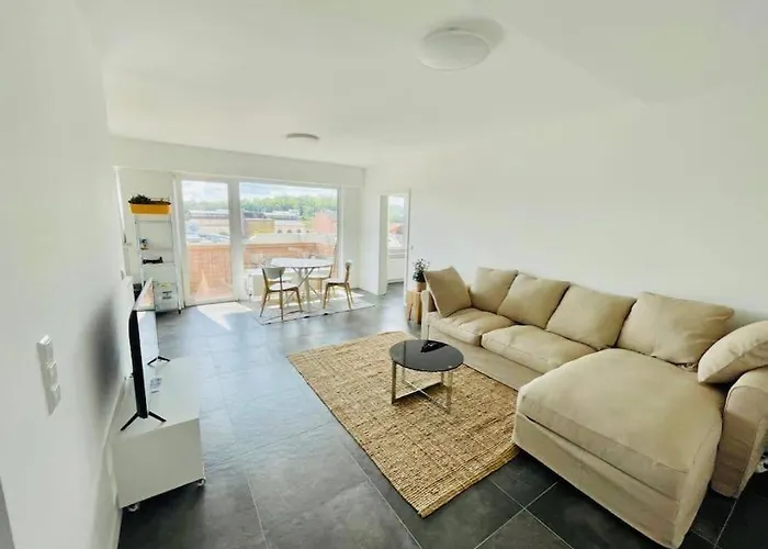 One Comfortable Bedroom Flat With Terrace Daire *